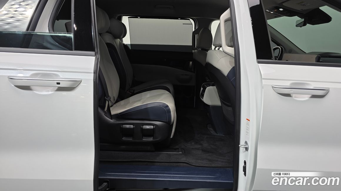 Kia Canival 2024