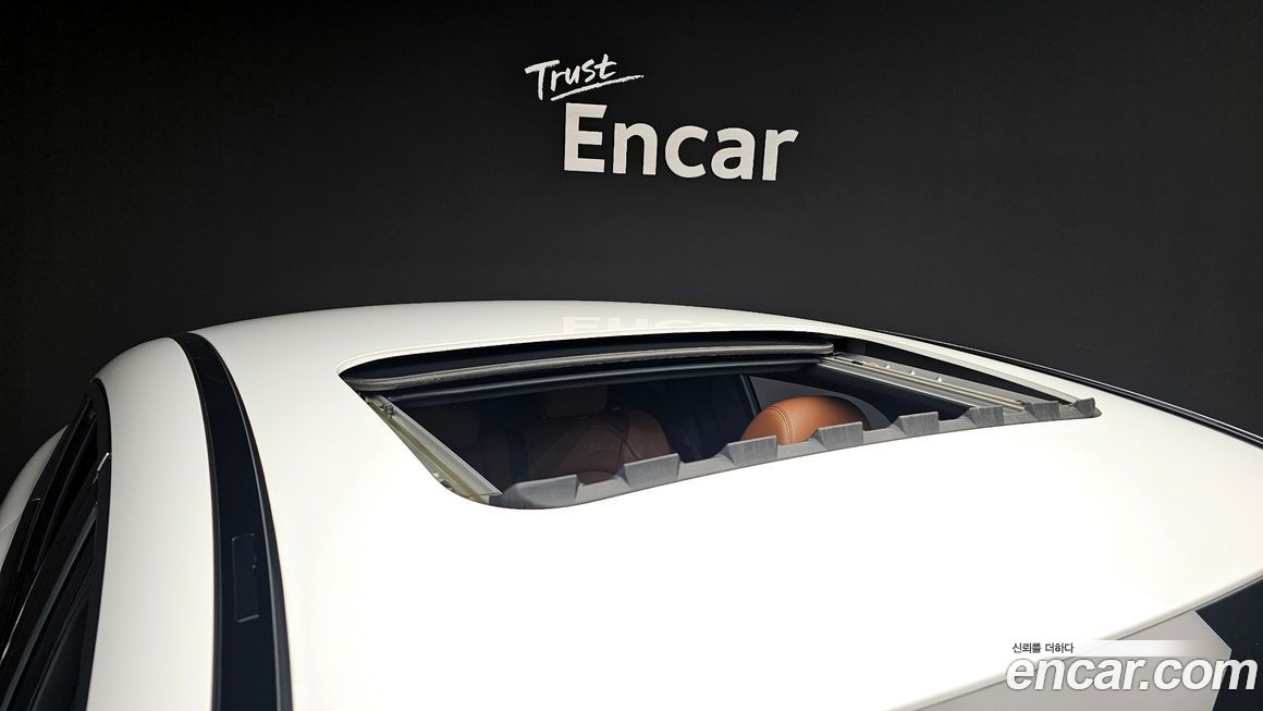 Mercedes-Benz GLC-Class 2021