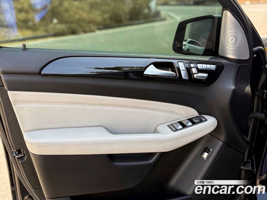 Mercedes-Benz M-class 2012