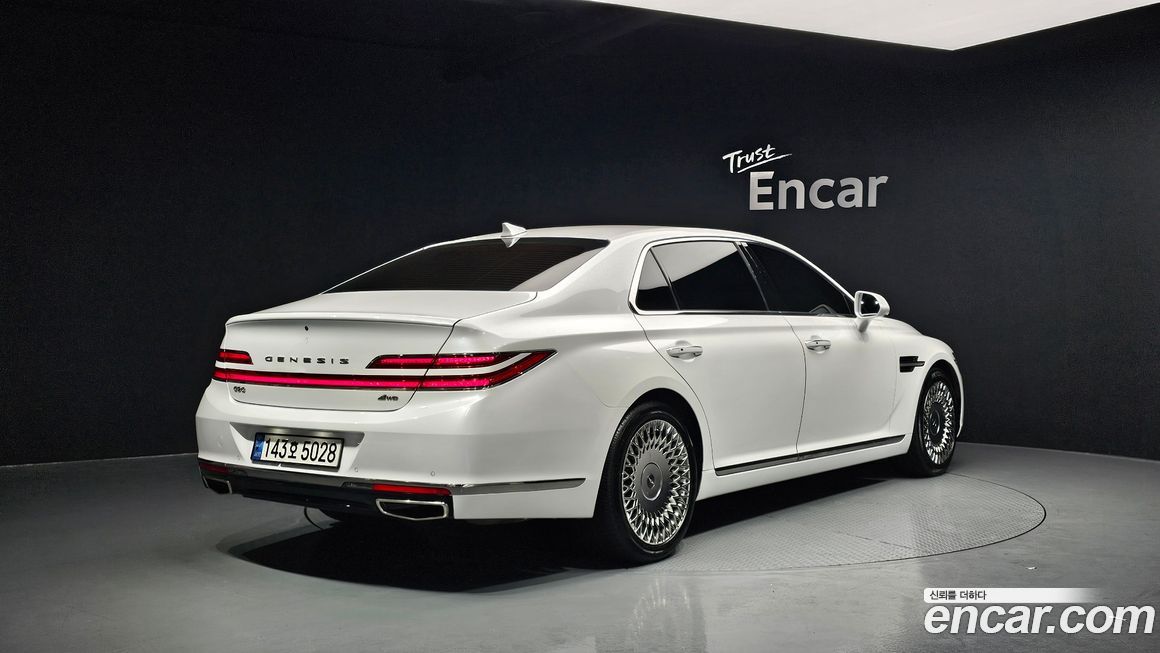 Genesis G90 2021