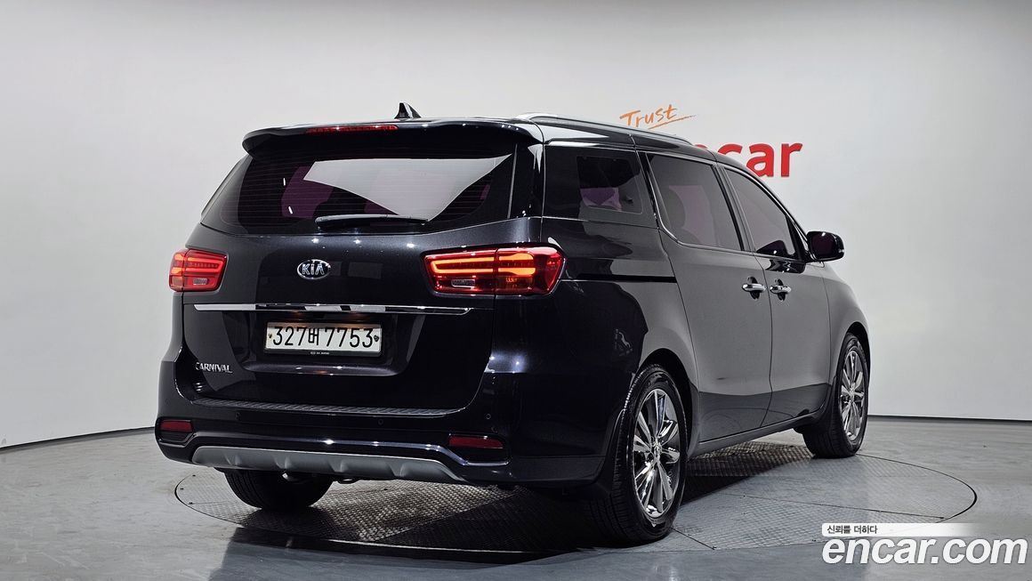 Kia Canival 2020