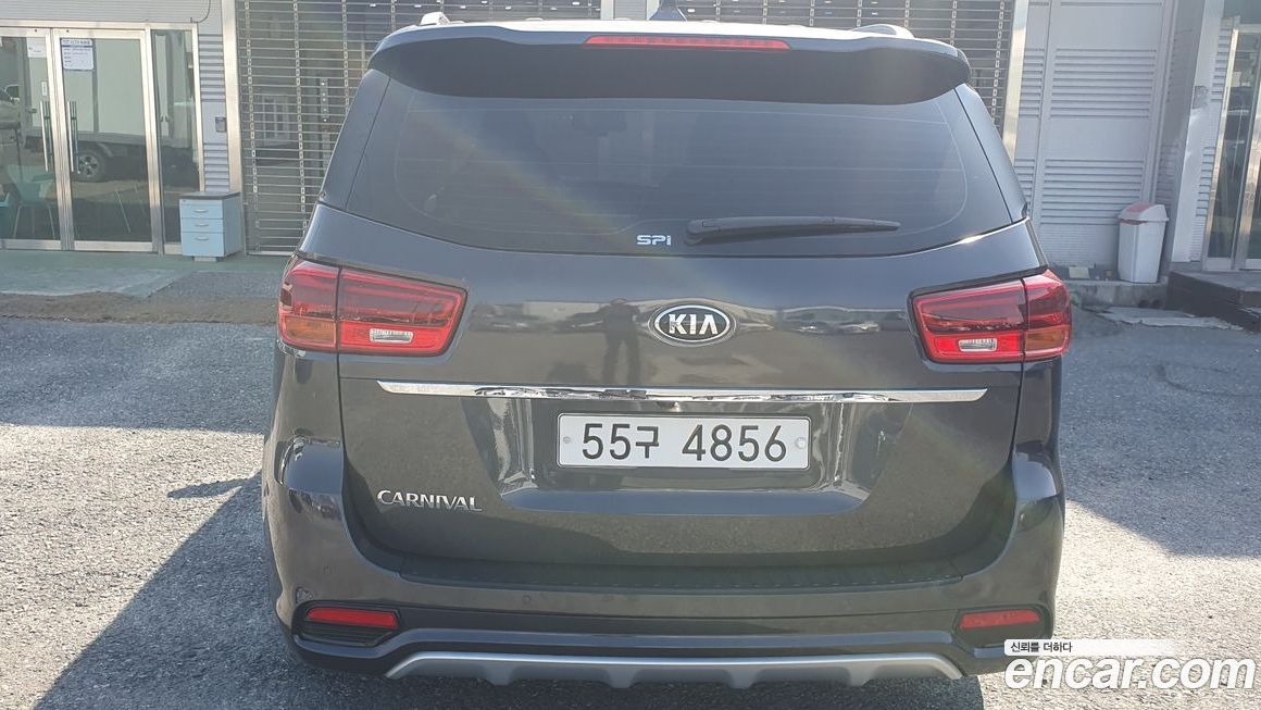 Kia Canival 2019