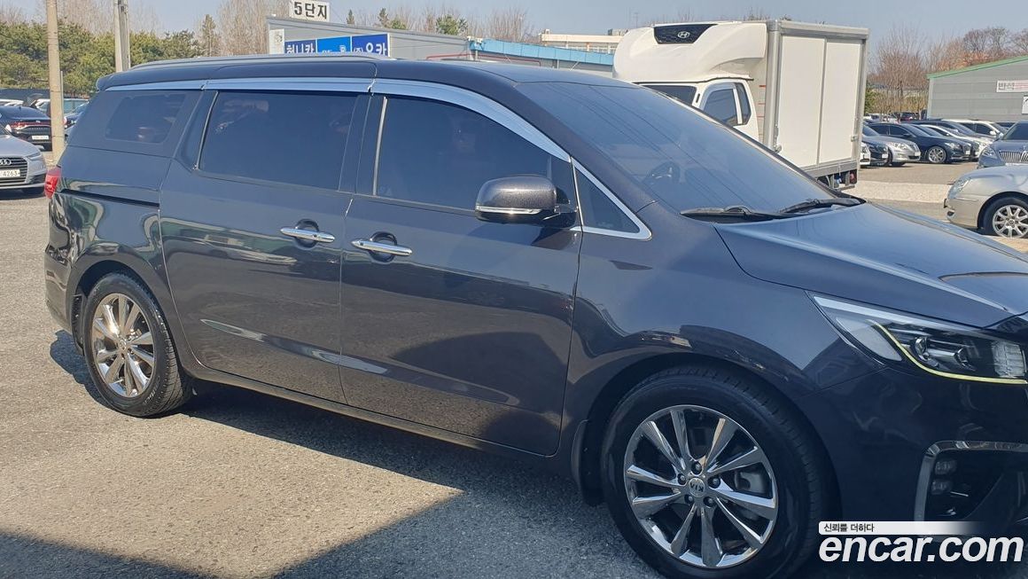 Kia Canival 2019