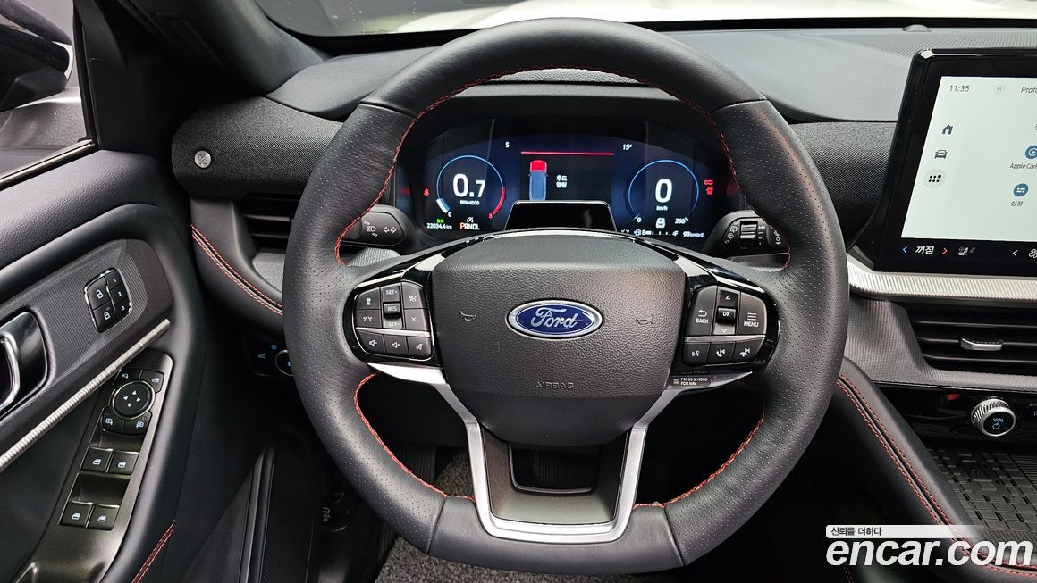 Ford Explorer 2025