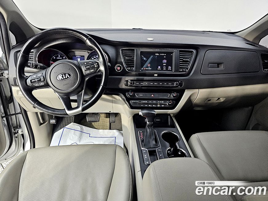 Kia Canival 2019