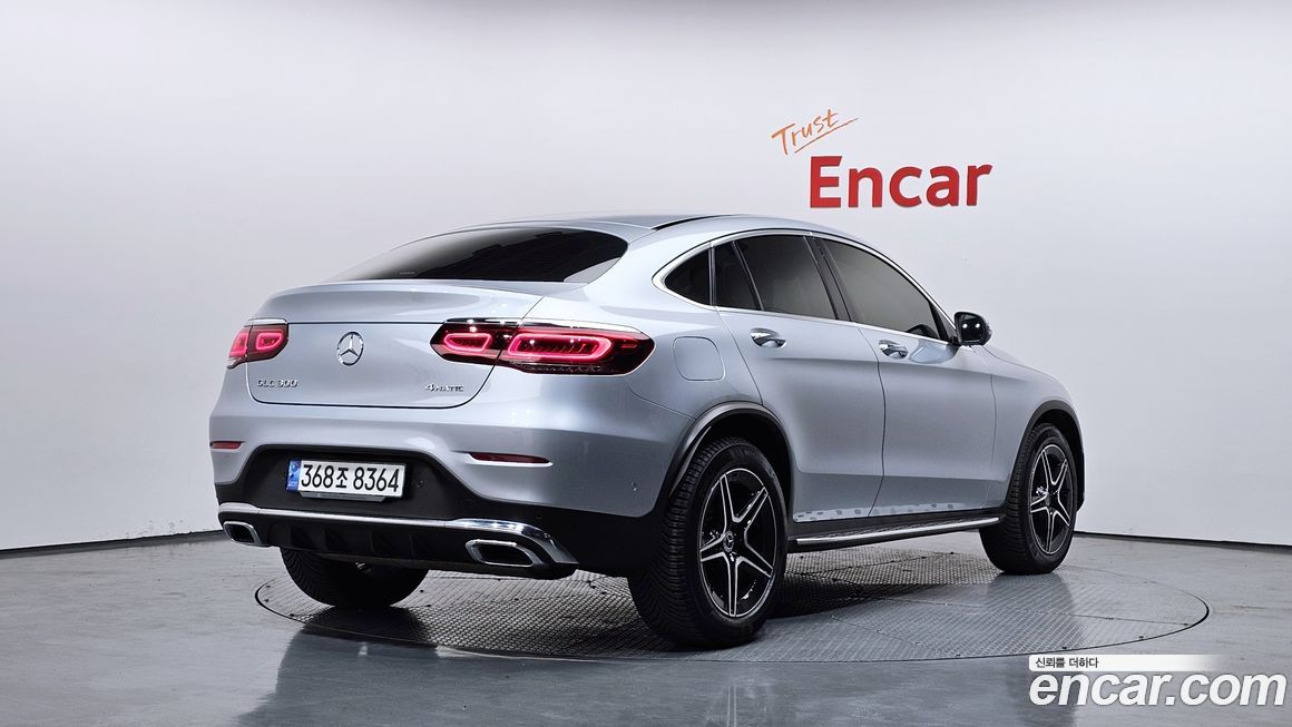 Mercedes-Benz GLC-Class 2023