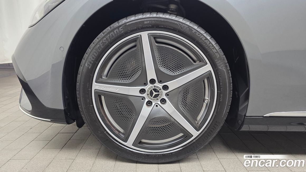 Mercedes-Benz EQE 2023