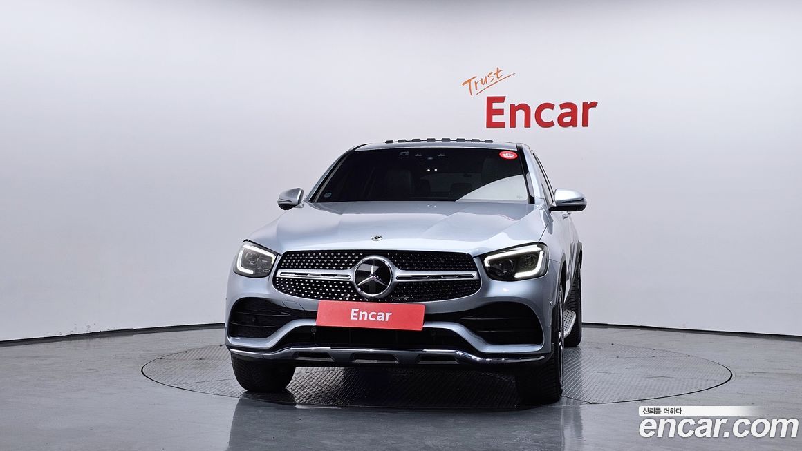 Mercedes-Benz GLC-Class 2023