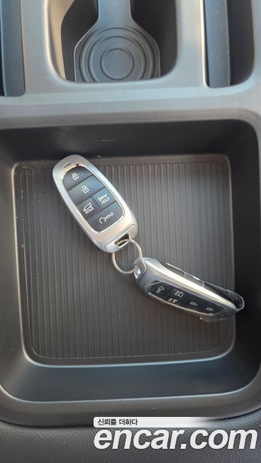 Hyundai Staria 2024