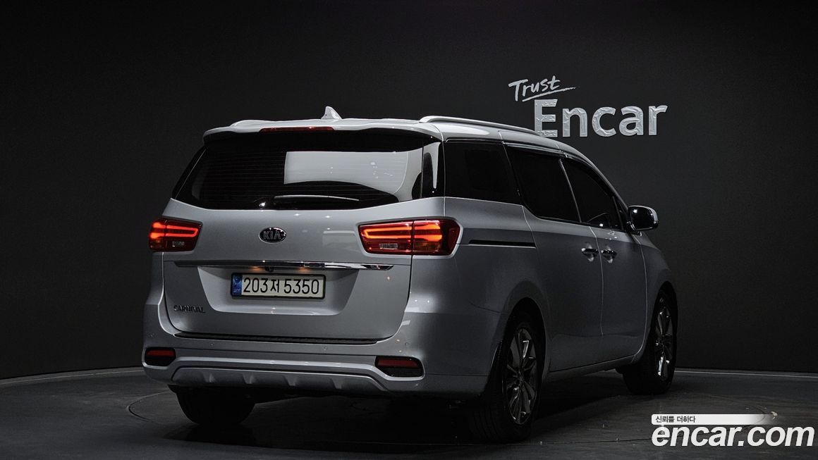 Kia Canival 2019