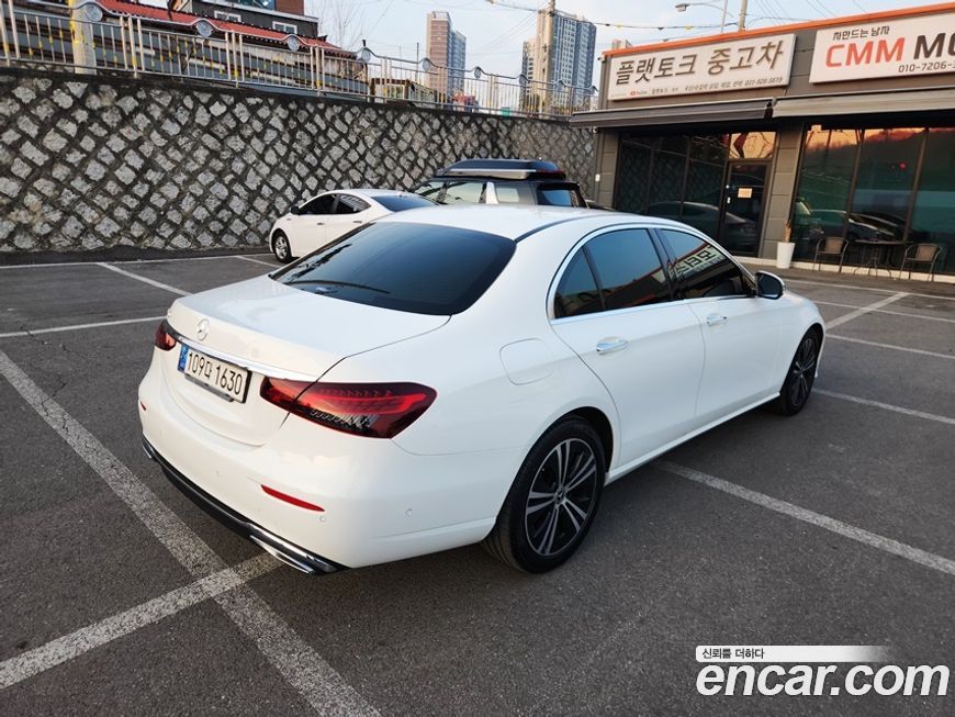 Mercedes-Benz E-Class 2021