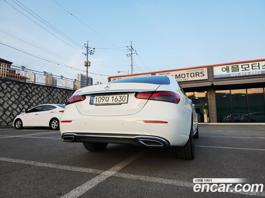 Mercedes-Benz E-Class 2021