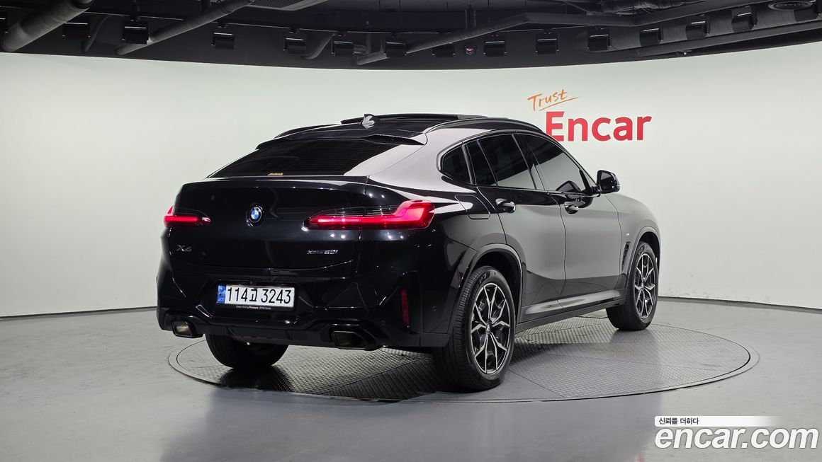 BMW X4 2023