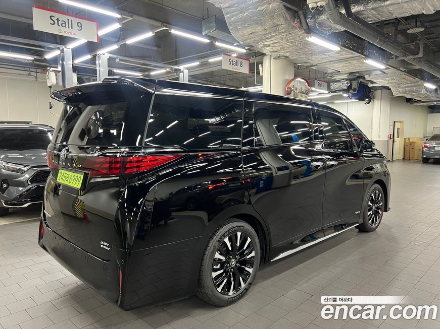 Toyota Alphard 2025