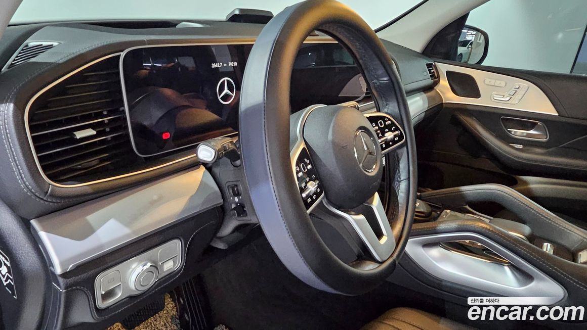 Mercedes-Benz GLE-Class 2021