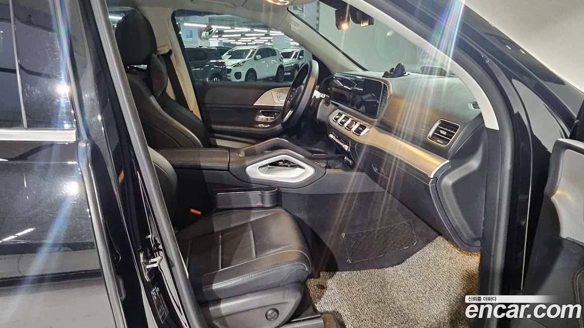 Mercedes-Benz GLE-Class 2021