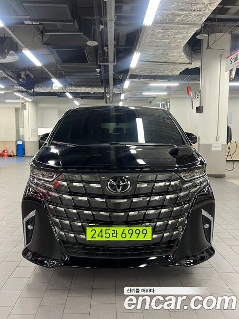 Toyota Alphard 2025