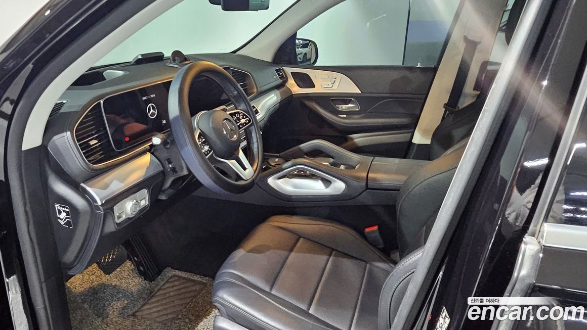 Mercedes-Benz GLE-Class 2021