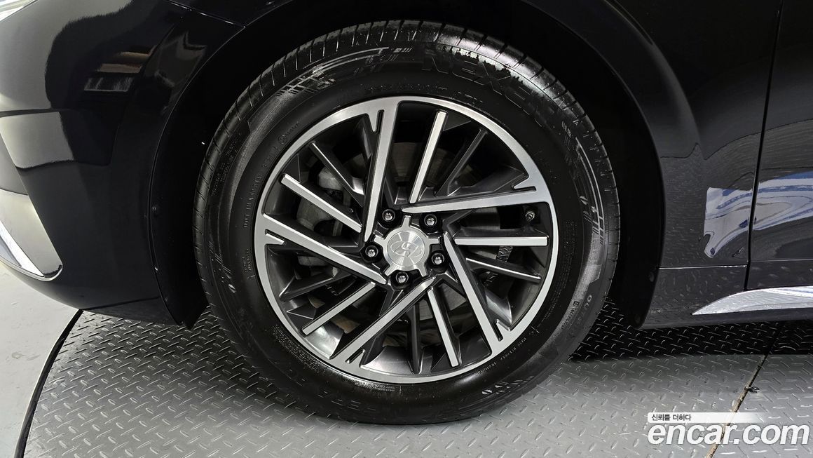 Hyundai Grandeur 2021