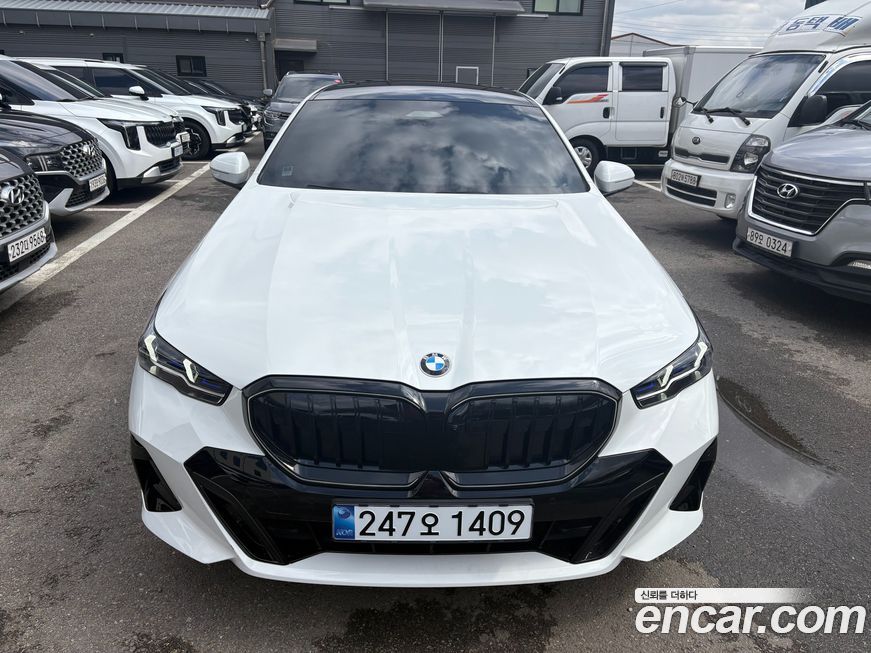 BMW 5-Series 2025