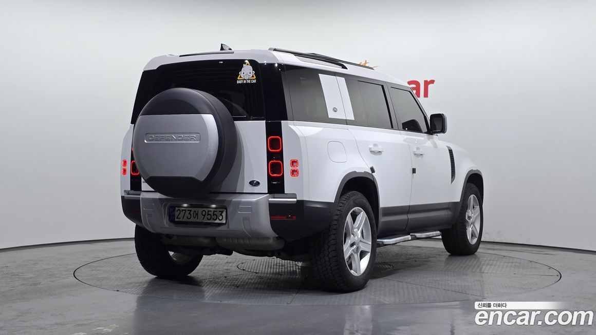 Land Rover Defender 2022