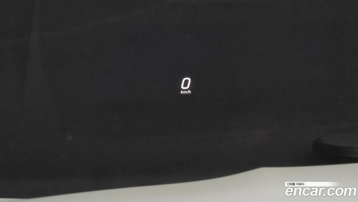 Mercedes-Benz E-Class 2025