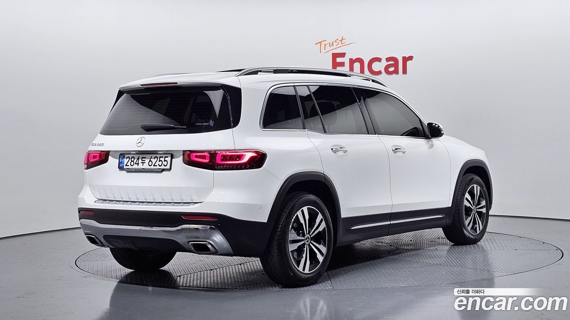 Mercedes-Benz GLB-Class 2020