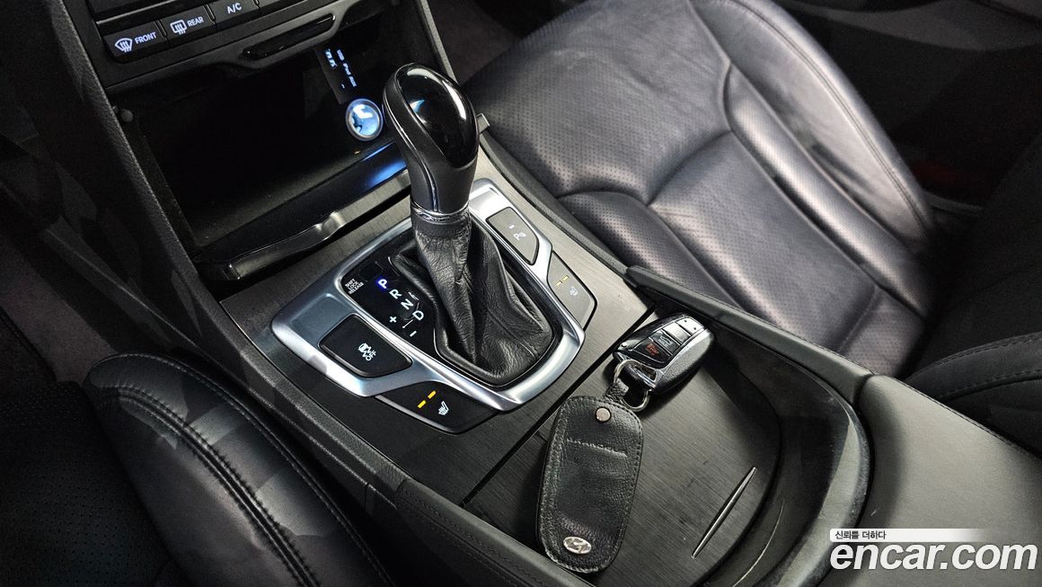 Hyundai Grandeur 2015