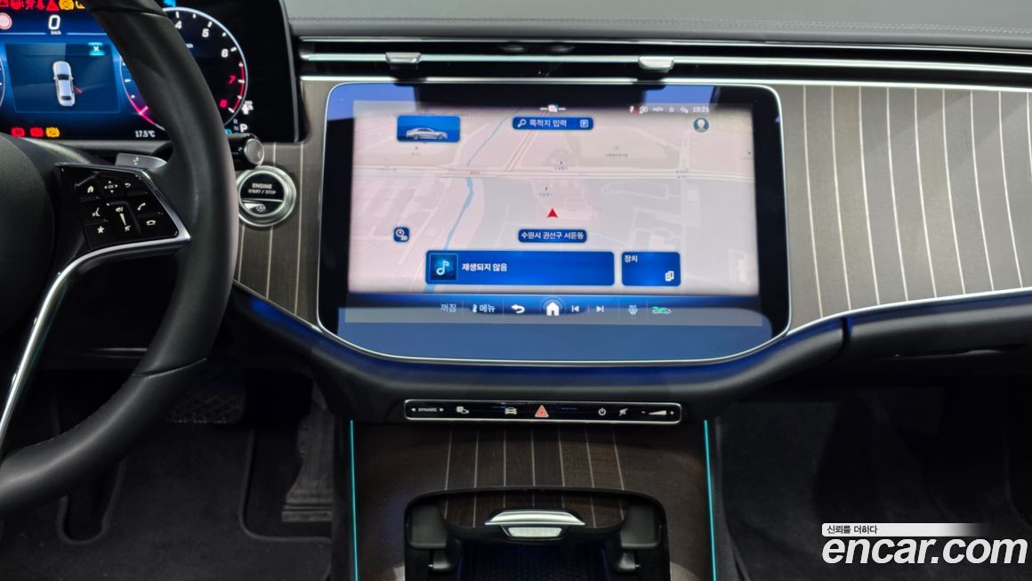 Mercedes-Benz E-Class 2025