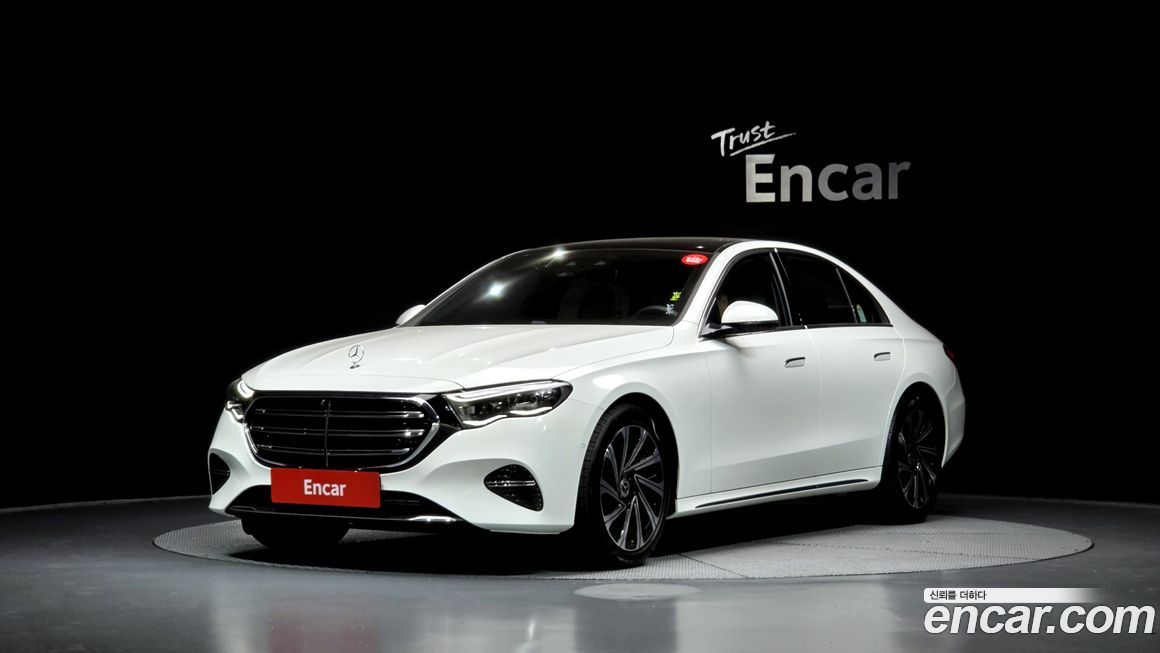 Mercedes-Benz E-Class 2025