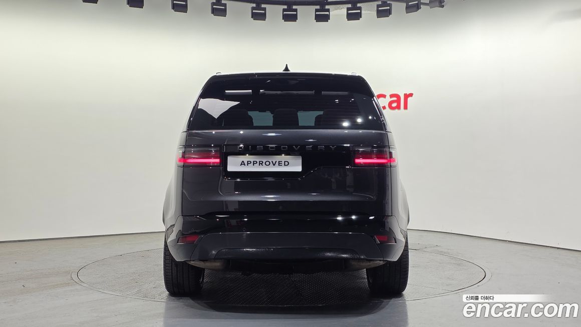 Land Rover Discovery 2024