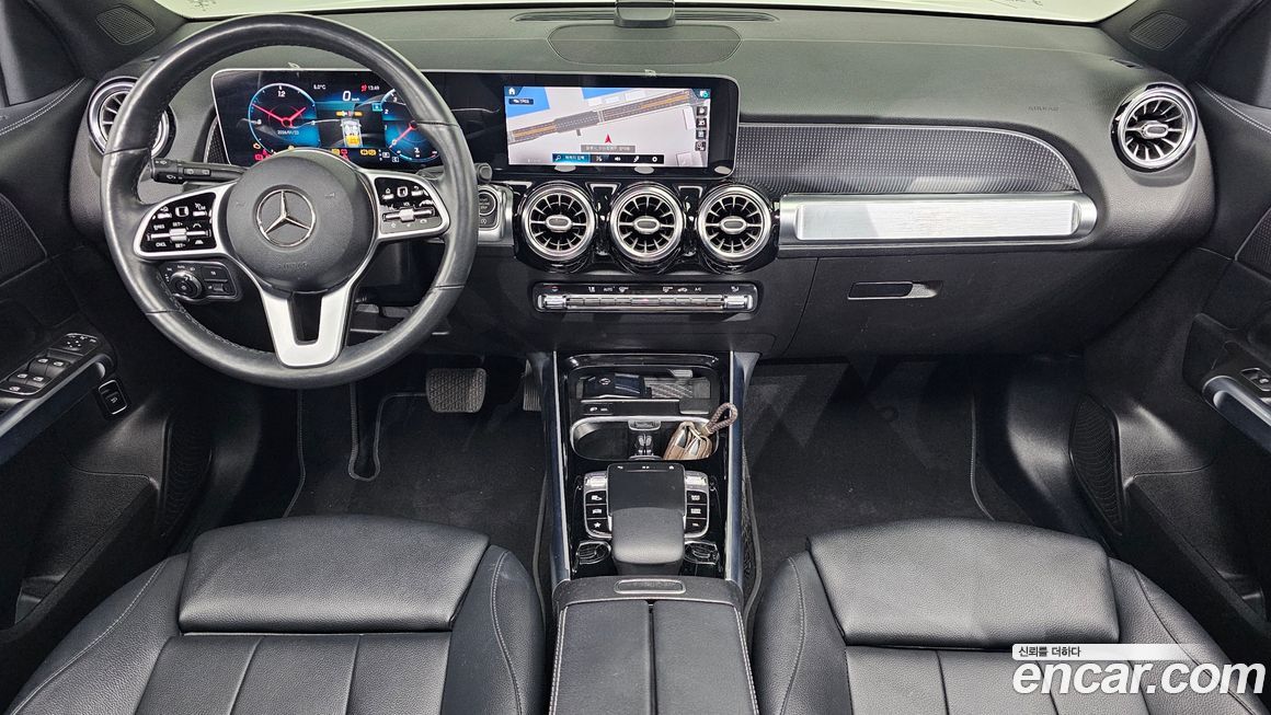 Mercedes-Benz GLB-Class 2020