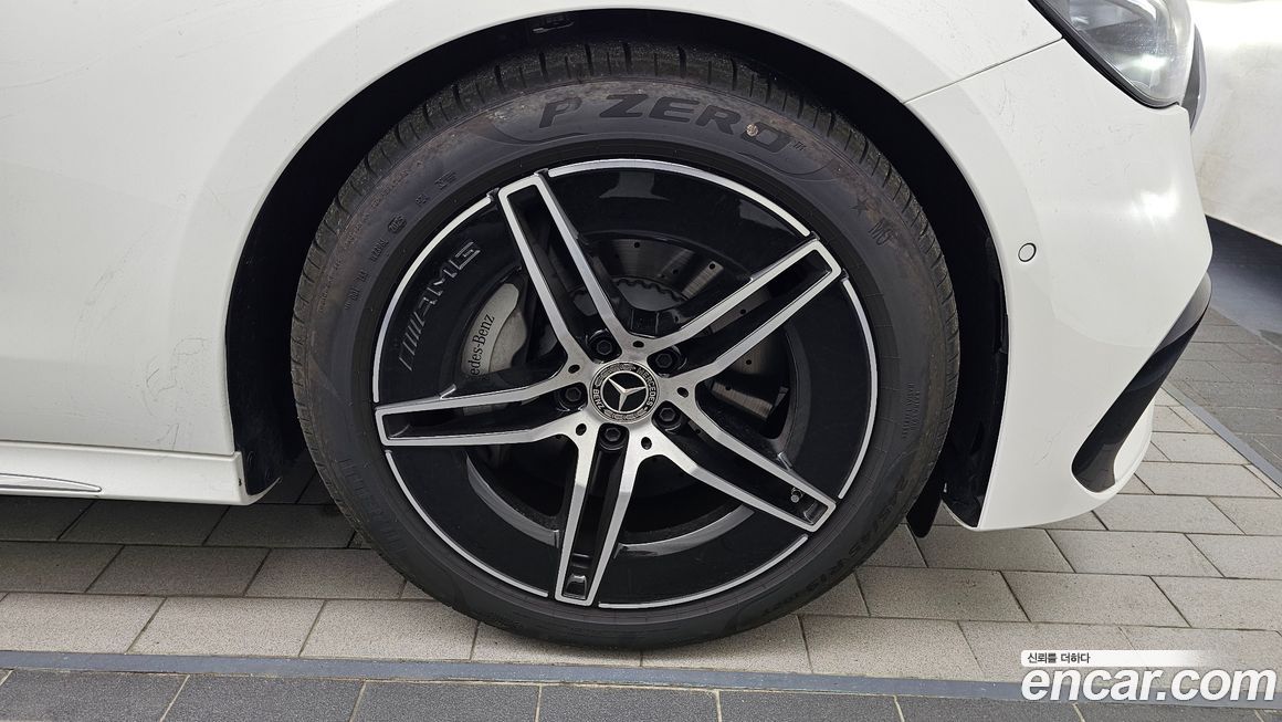 Mercedes-Benz E-Class 2026