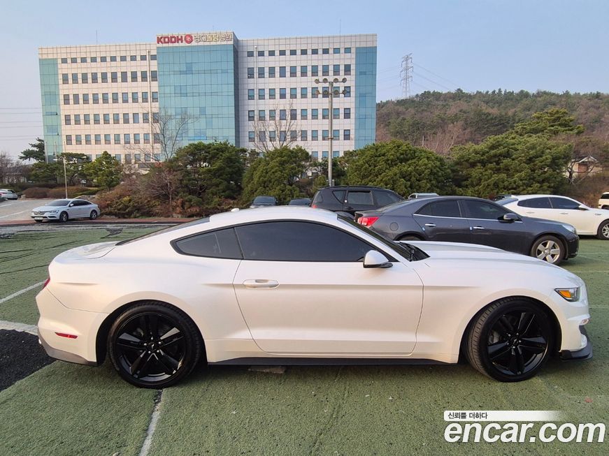 Ford Mustang 2017