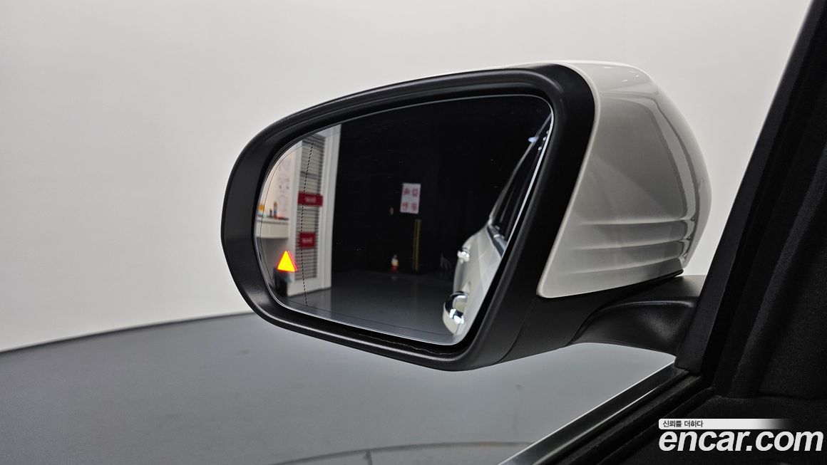 Mercedes-Benz GLB-Class 2020