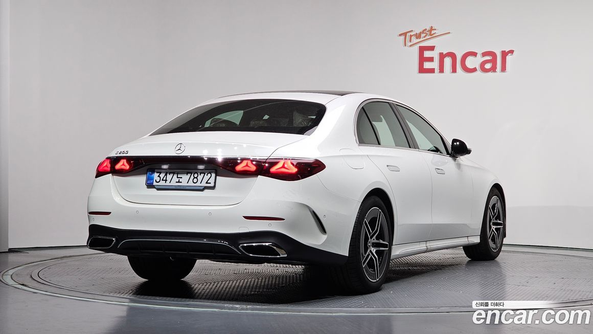 Mercedes-Benz E-Class 2026