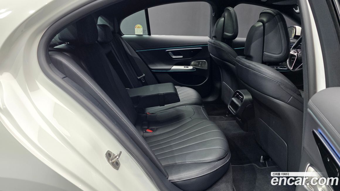 Mercedes-Benz E-Class 2025