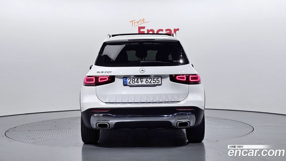 Mercedes-Benz GLB-Class 2020