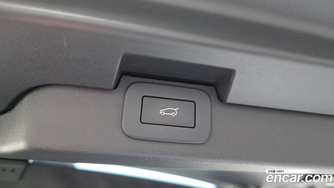 Land Rover Discovery 2024