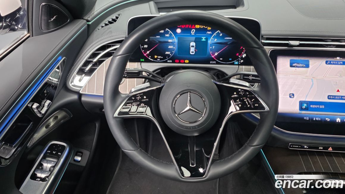 Mercedes-Benz E-Class 2025