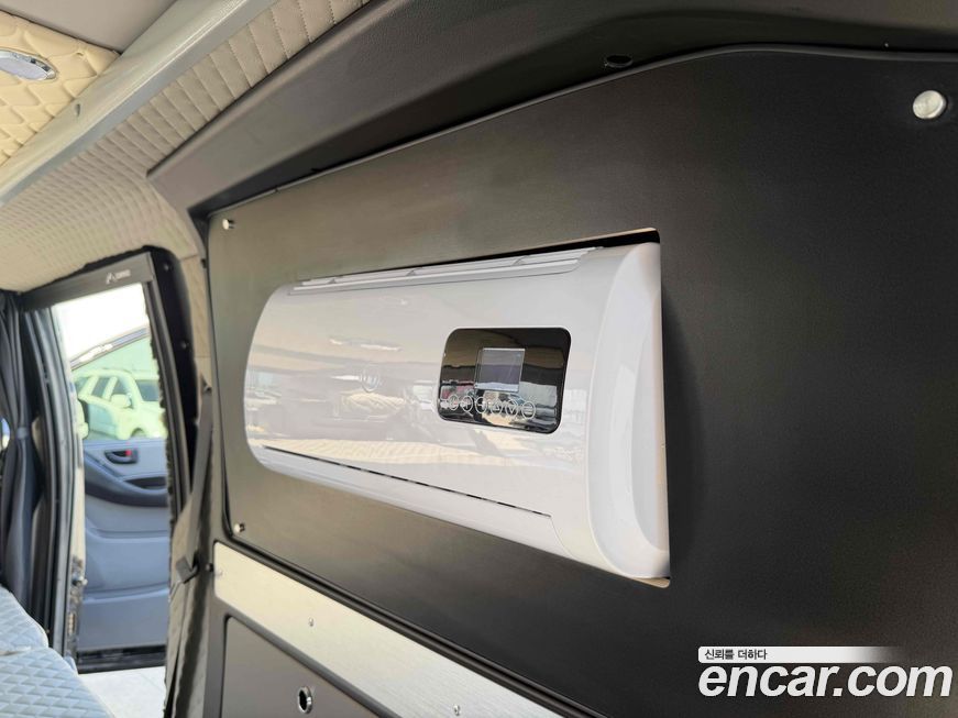 Hyundai Starex 2021