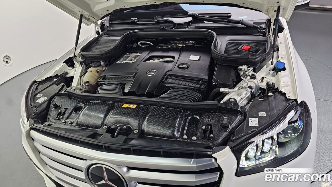 Mercedes-Benz GLS-Class 2024