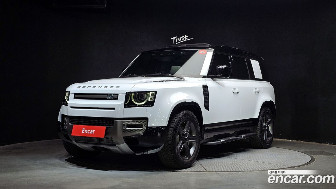 Land Rover Defender 2025
