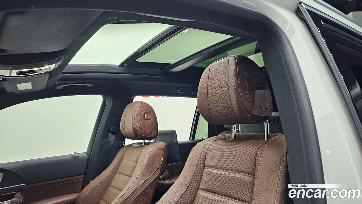 Mercedes-Benz GLS-Class 2024