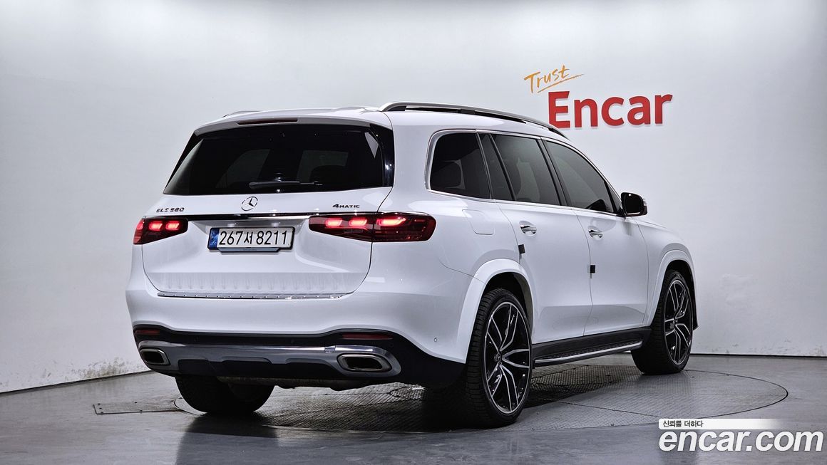 Mercedes-Benz GLS-Class 2024