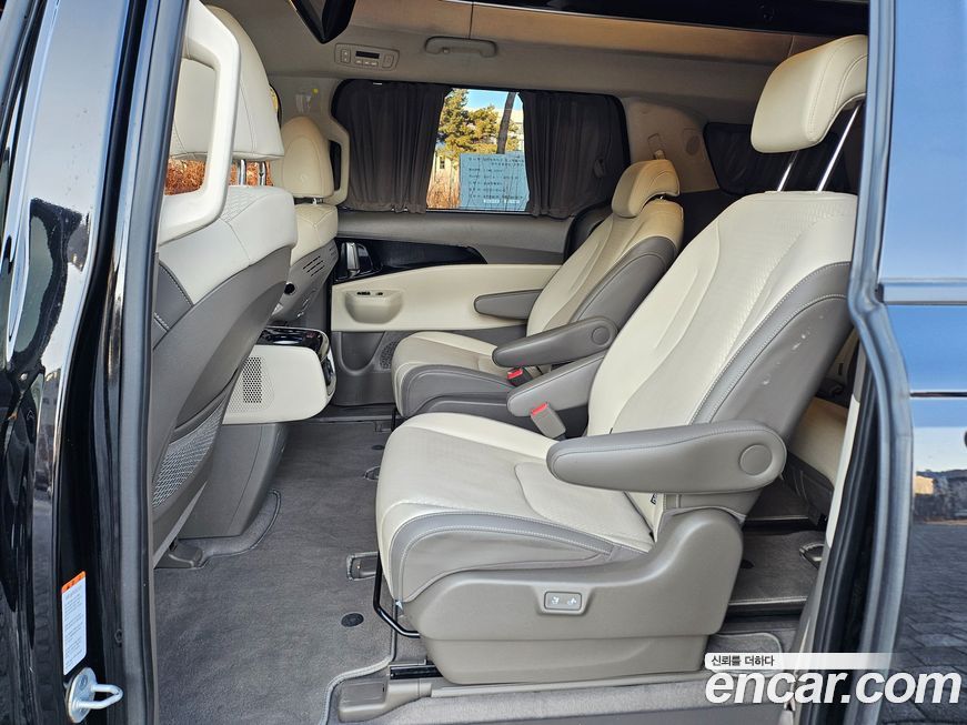 Kia Canival 2024
