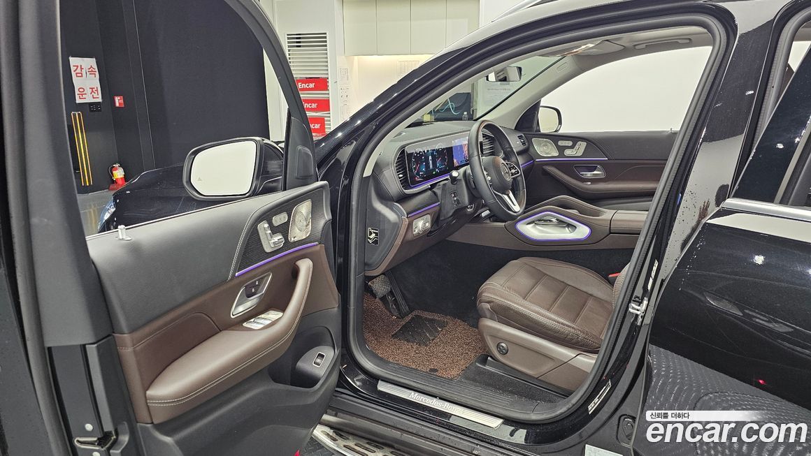 Mercedes-Benz GLE-Class 2023