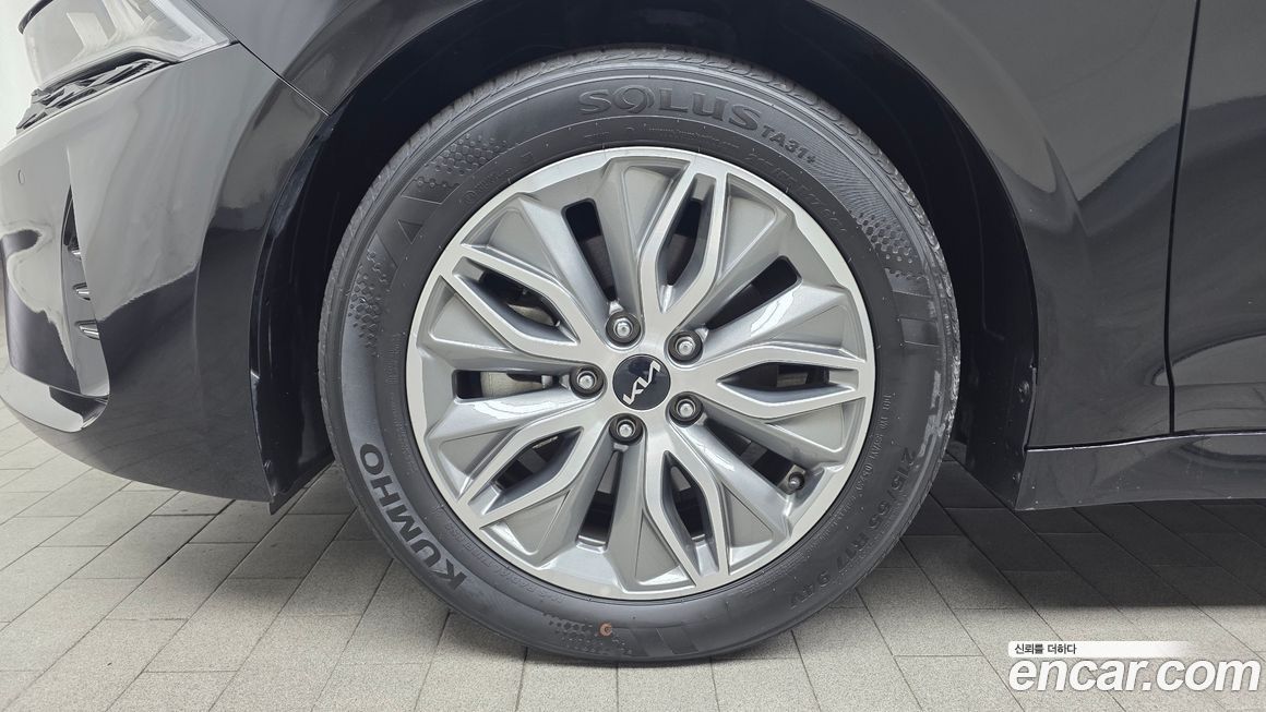 Kia K5 2023