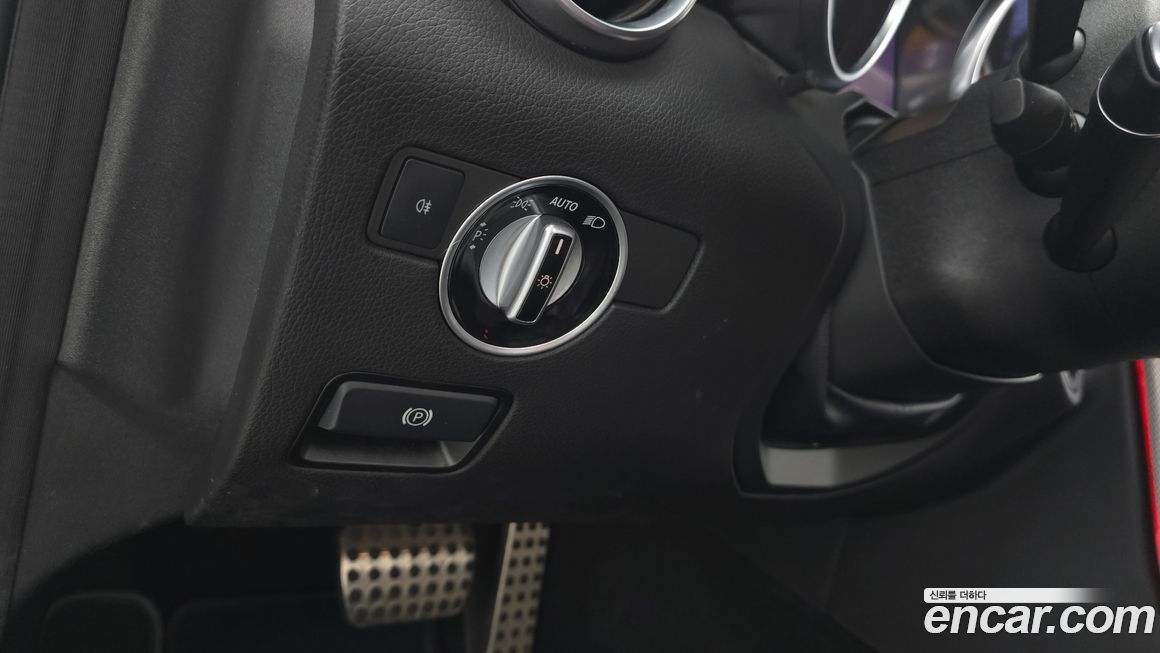 Mercedes-Benz SLC-Class 2017