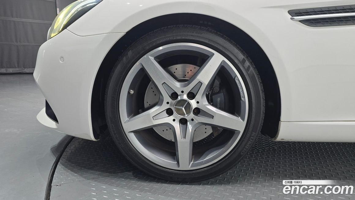 Mercedes-Benz SLC-Class 2017